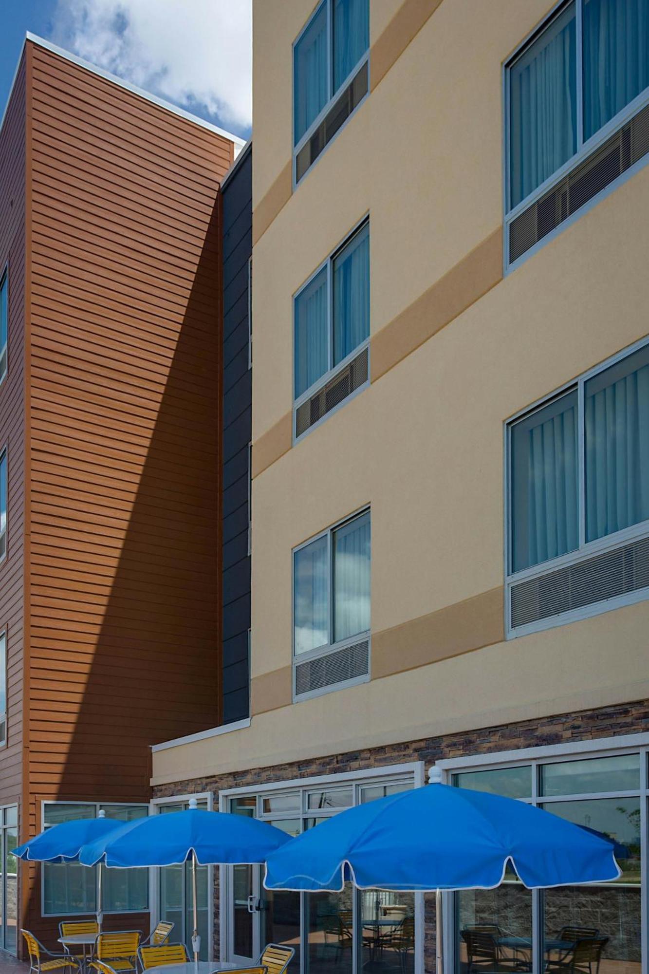 Fairfield Inn & Suites By Marriott Dallas West/I-30 Exterior foto